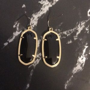 Kendra Scott Danielle Earrings